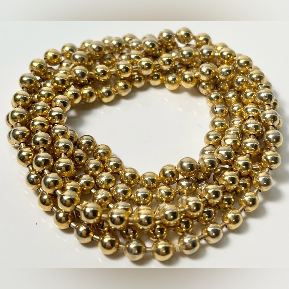 Small goldtone ball 35” necklace (271)